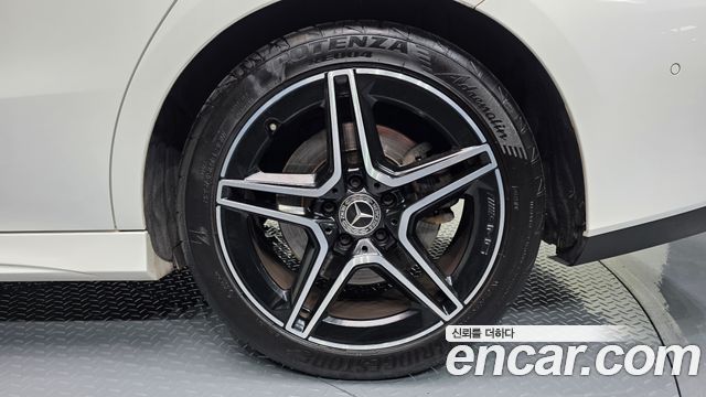 Mercedes-Benz CLA-Class (C118) CLA250 4MATIC 2021 — фото 21