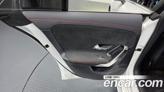 Mercedes-Benz CLA-Class (C118) CLA250 4MATIC 2021 — фото 25