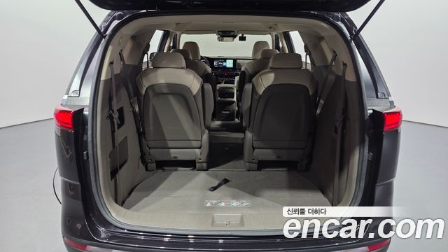 Kia Carnival (IV) Diesel 9-Seater Prestige 2023 — фото 16