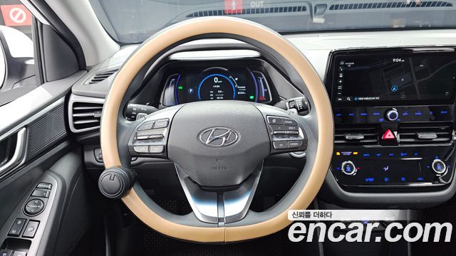 Hyundai Ioniq Electric N 2020 — фото 16