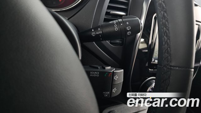 Renault Korea QM3 RE 2019 — фото 16