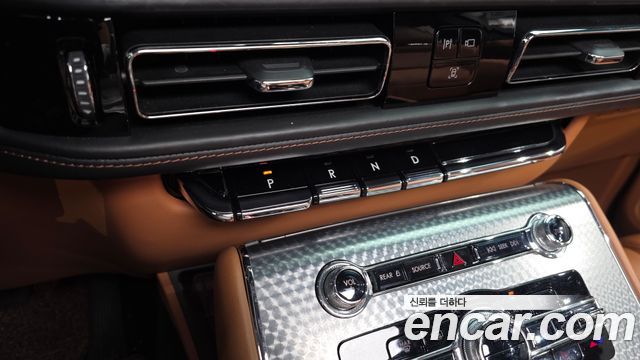 Lincoln Aviator (II) 3.0 Black Label AWD 2023 — фото 9