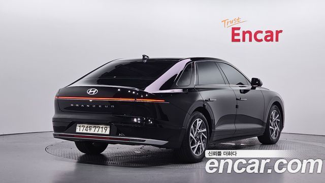 Hyundai Grandeur (GN7) 2,5 Gasoline 2WD Premium 2025 — фото 2