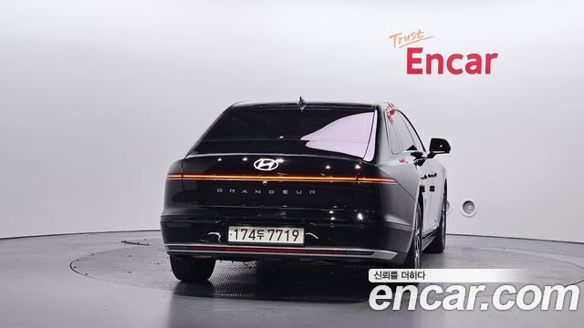 Hyundai Grandeur (GN7) 2,5 Gasoline 2WD Premium 2025 — фото 4