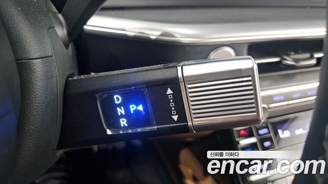 Hyundai Grandeur (GN7) 2,5 Gasoline 2WD Premium 2025 — фото 9