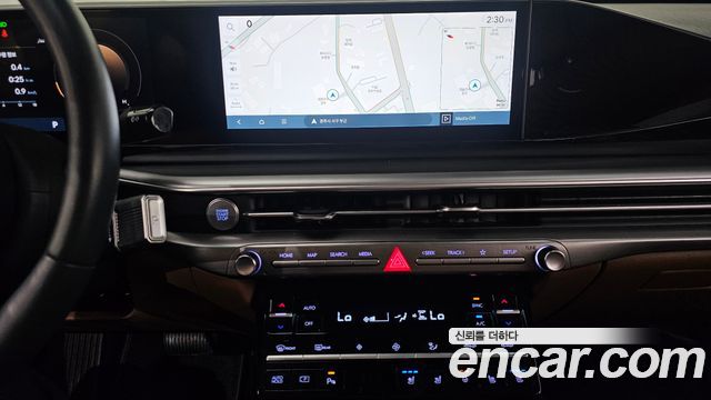 Hyundai Grandeur (GN7) 2,5 Gasoline 2WD Premium 2025 — фото 12