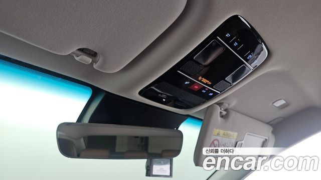 Hyundai Grandeur (GN7) 2,5 Gasoline 2WD Premium 2025 — фото 20