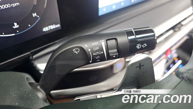 Hyundai Grandeur (GN7) 2,5 Gasoline 2WD Premium 2025 — фото 27