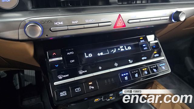 Hyundai Grandeur (GN7) 2,5 Gasoline 2WD Premium 2025 — фото 29