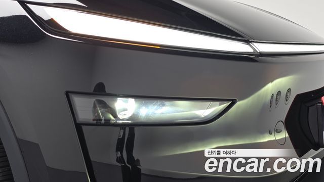 Tesla Model Y Long Range AWD 2025 — фото 22