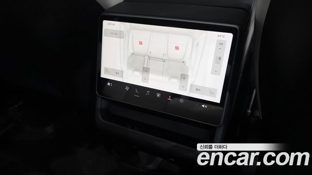 Tesla Model Y Long Range AWD 2025 — фото 29