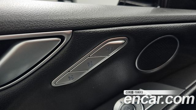 Genesis G80 (RG3) Gasoline 2.5 Turbo AWD 2021 — фото 32
