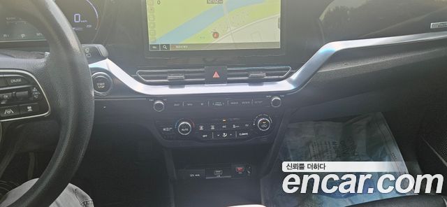 Kia Niro Plus Light (Taxi Trim) 2024 — фото 16