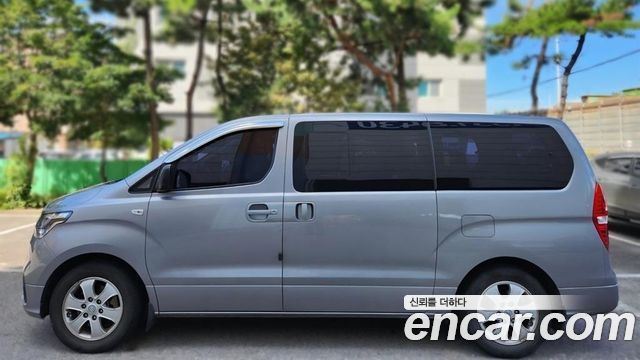 Hyundai Grand Starex Wagon 11-Seater Smart 2019 — фото 3
