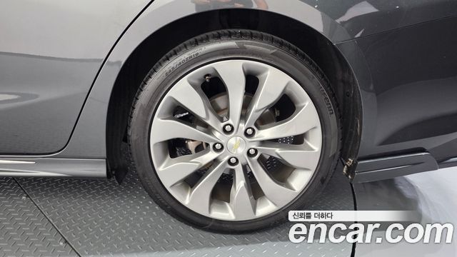 Chevrolet Malibu 1.5 Turbo LTZ 2017 — фото 21