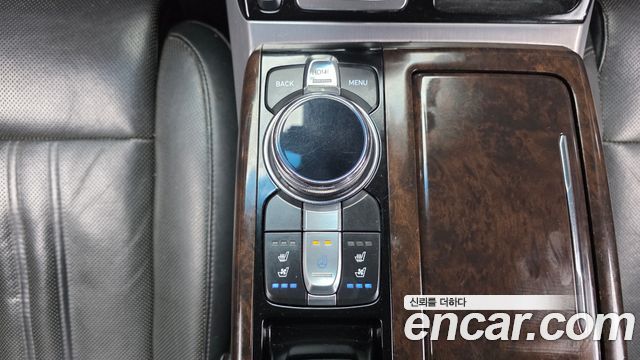 Genesis EQ900 3.8 GDI AWD Premium Luxury 2016 — фото 18