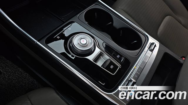 Kia Carnival (IV) Gasoline 7-Seater Gravity 2025 — фото 9