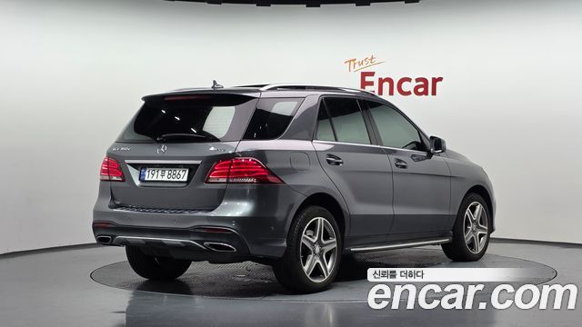 Mercedes-Benz GLE-Class (W166) GLE350 d 4MATIC 2017 — фото 2