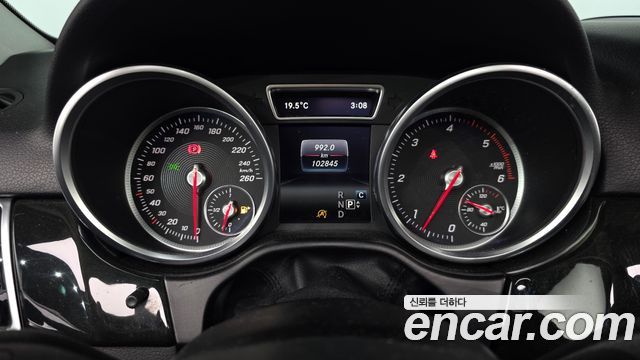 Mercedes-Benz GLE-Class (W166) GLE350 d 4MATIC 2017 — фото 8