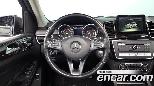 Mercedes-Benz GLE-Class (W166) GLE350 d 4MATIC 2017 — фото 13