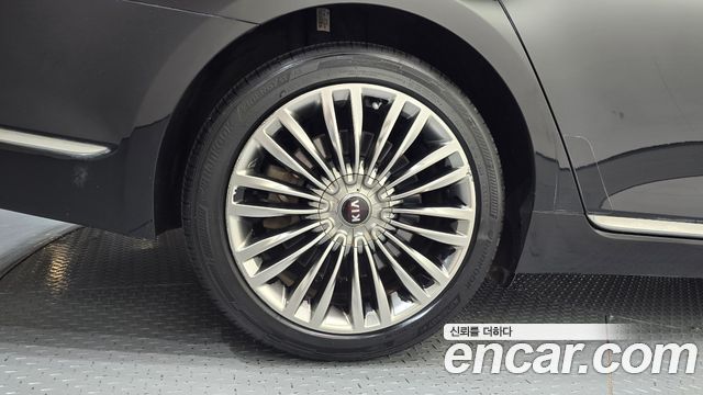 Kia K9 3.8 GDI AWD PlatinumⅡ 2020 — фото 5
