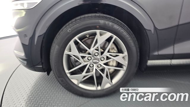 Genesis GV70 2.5T Gasoline 2WD 2023 — фото 5