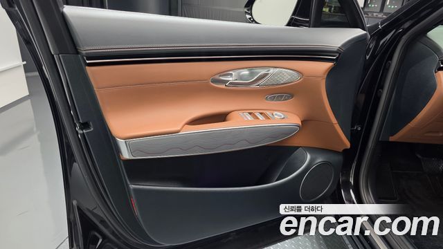 Genesis GV70 2.5T Gasoline 2WD 2023 — фото 24