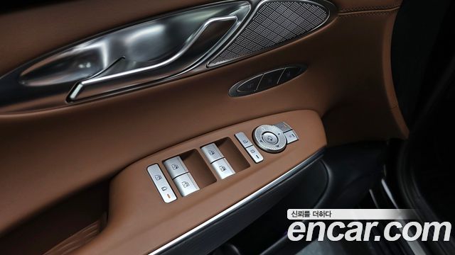 Genesis GV70 2.5T Gasoline 2WD 2023 — фото 31