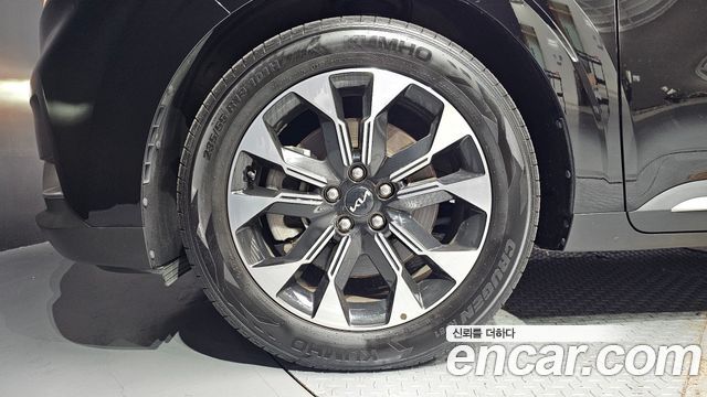 Kia Carnival (IV) Gasoline 7-Seater Noblesse 2023 — фото 5