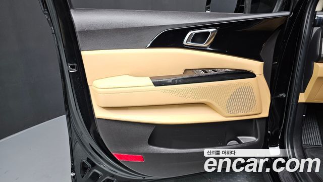 Kia Carnival (IV) Gasoline 7-Seater Noblesse 2023 — фото 24