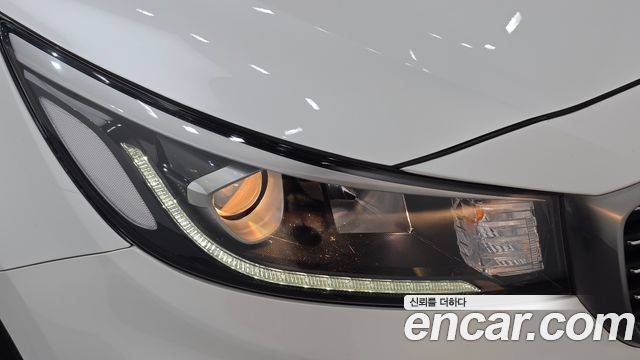 Kia Carnival 9-Seater Prstige 2020 — фото 22