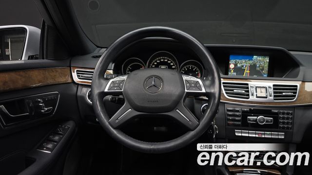 Mercedes-Benz E-Class (W212) E200 Elegance 2014 — фото 12