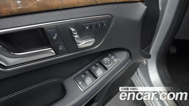 Mercedes-Benz E-Class (W212) E200 Elegance 2014 — фото 15