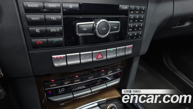 Mercedes-Benz E-Class (W212) E200 Elegance 2014 — фото 17