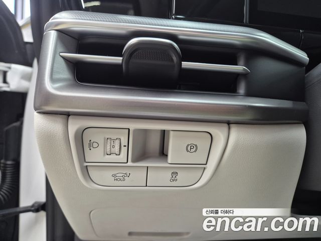 Hyundai Grandeur (GN7) 3.5 LPG 2WD Exclusive 2023 — фото 16