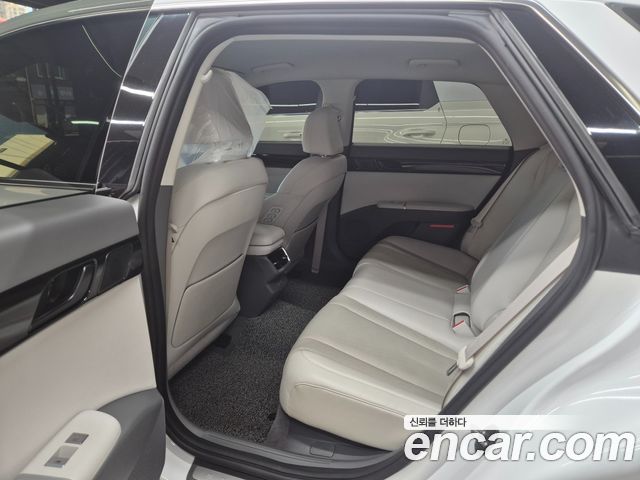 Hyundai Grandeur (GN7) 3.5 LPG 2WD Exclusive 2023 — фото 21