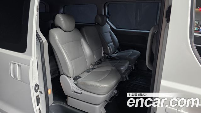Hyundai Grand Starex Wagon 12-Seater Smart 2020 — фото 12