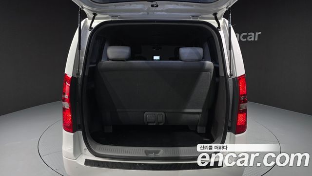 Hyundai Grand Starex Wagon 12-Seater Smart 2020 — фото 20