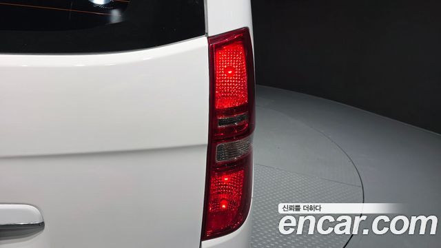 Hyundai Grand Starex Wagon 12-Seater Smart 2020 — фото 23