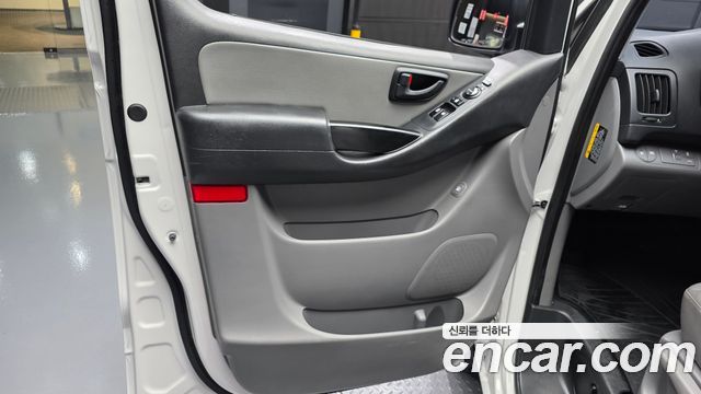 Hyundai Grand Starex Wagon 12-Seater Smart 2020 — фото 24