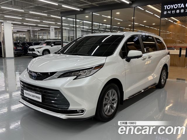 Toyota Sienna (IV) 2.5 Hybrid AWD 2025 — фото 1