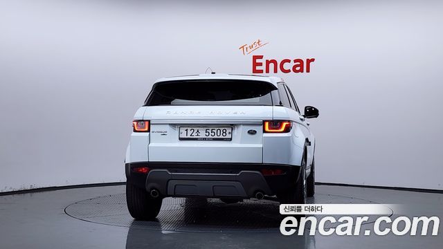 Land Rover Range Rover Evoque 2.0 TD4 HSE 2017 — фото 4