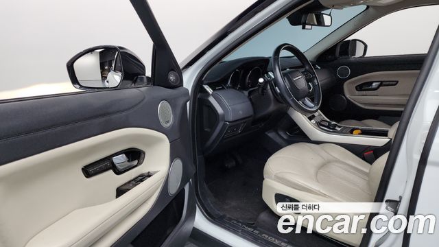 Land Rover Range Rover Evoque 2.0 TD4 HSE 2017 — фото 10