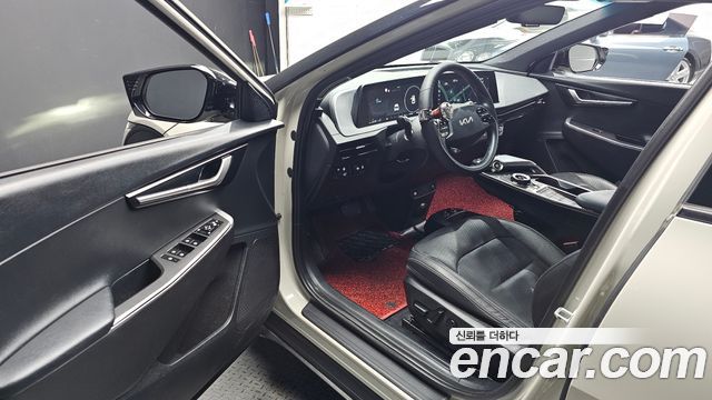 Kia EV6 Long Range Air 2022 — фото 9