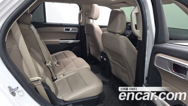 Ford Explorer (VI) 2.3 LimIted 4WD 2021 — фото 12