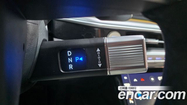Hyundai Grandeur (GN7) 2,5 Gasoline 2WD Exclusive 2023 — фото 9