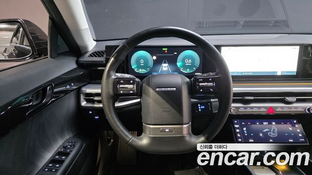Hyundai Grandeur (GN7) 2,5 Gasoline 2WD Exclusive 2023 — фото 13