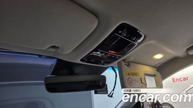 Hyundai Grandeur (GN7) 2,5 Gasoline 2WD Exclusive 2023 — фото 19