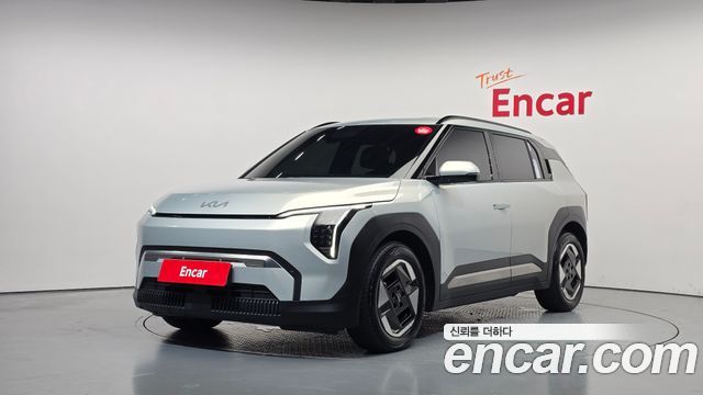 Kia EV3 Standard 2WD Earth 2025 — фото 1