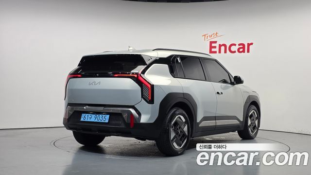 Kia EV3 Standard 2WD Earth 2025 — фото 2